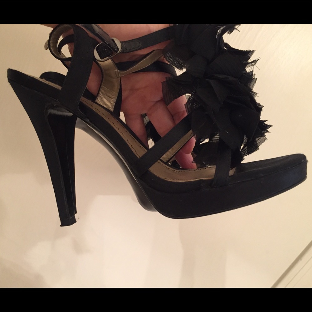 BP heels - Picture 4 of 8